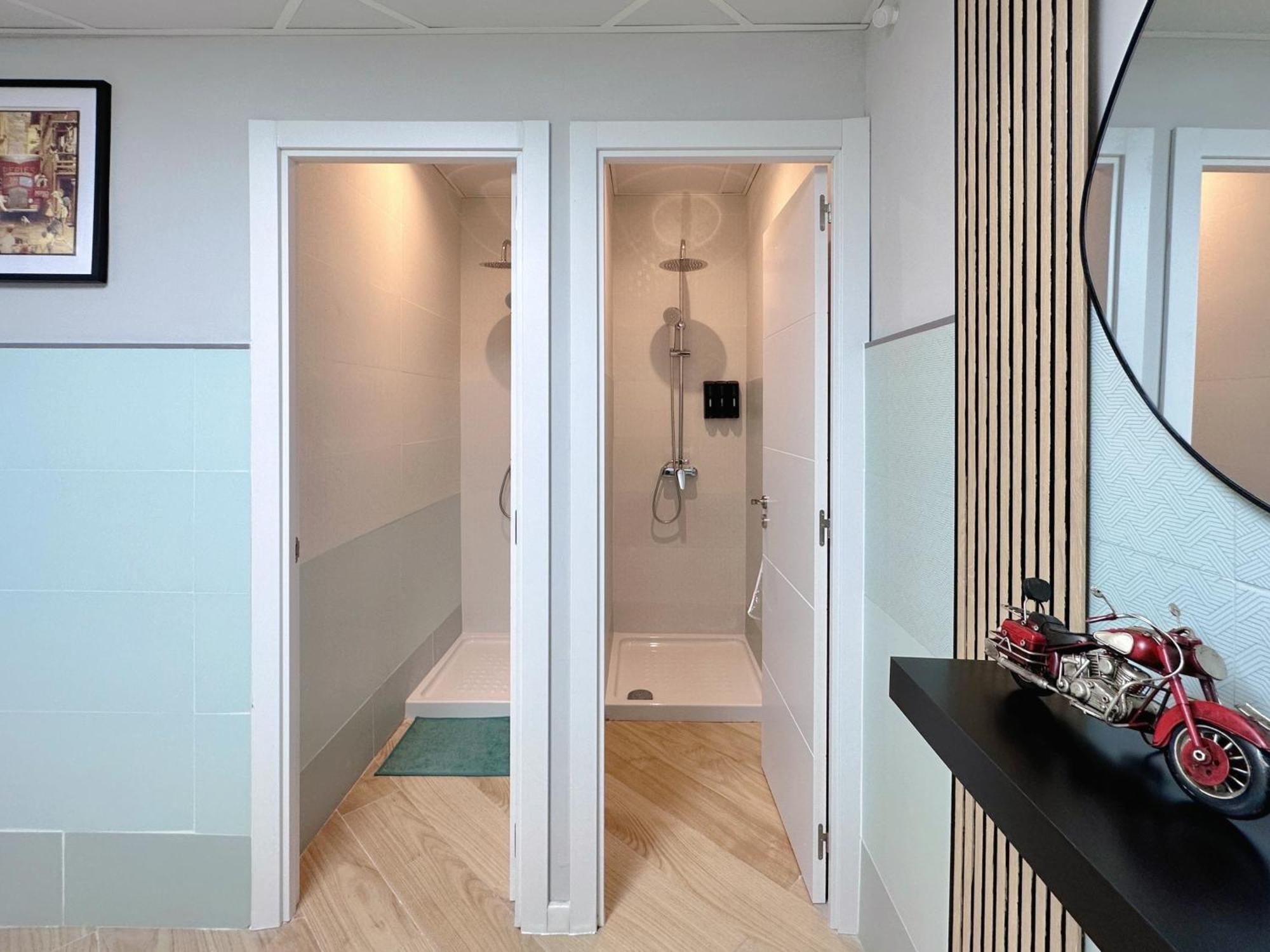 The Pod Suite Hostel Blasco Valencie Exteriér fotografie